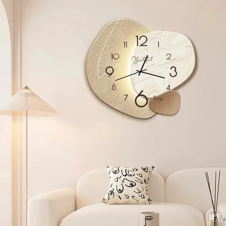 LuxeTick - Moderne Decoratieve Wandklok voor Elegante Ruimtes met 3 Organische Ronde Vormen