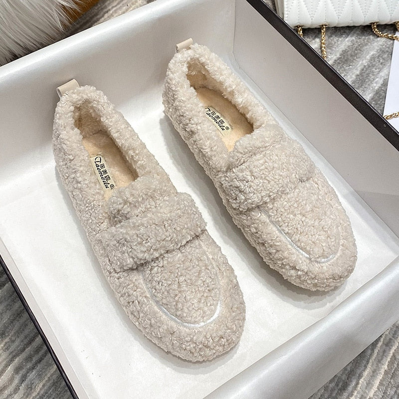 Flauschige Loafer Hausschuhe
