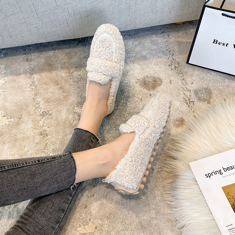Flauschige Loafer Hausschuhe