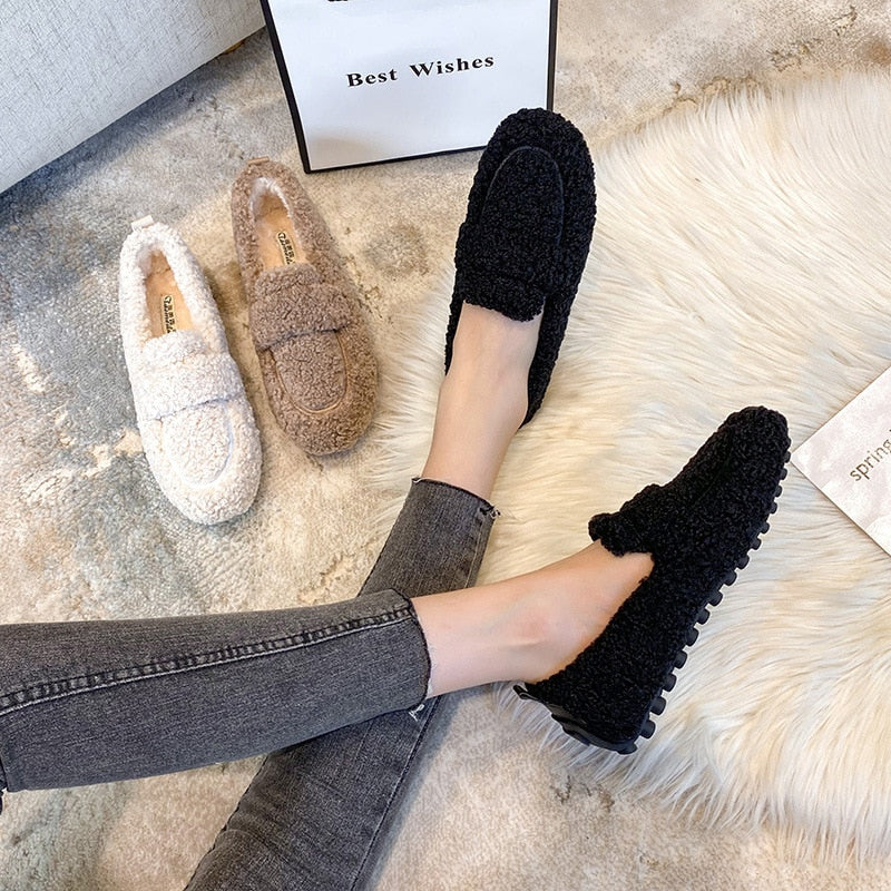 Flauschige Loafer Hausschuhe
