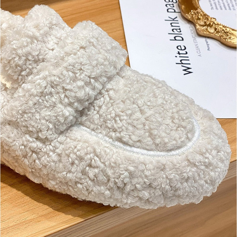 Flauschige Loafer Hausschuhe