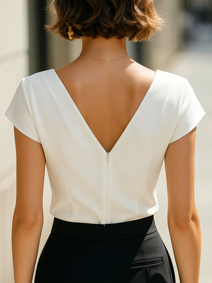 Romée - Elegante Mouwloze Vlindervorm Blouse met V-hals en Plooien