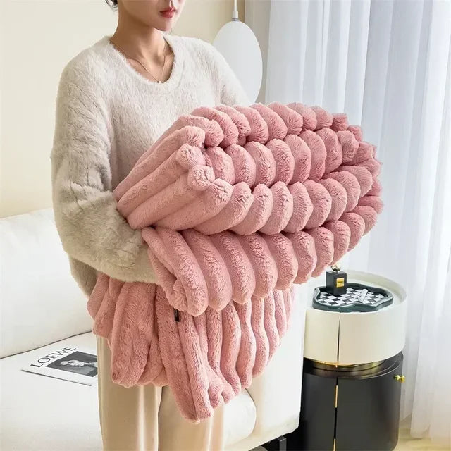 CozyCouture Pluche Maxi Deken voor Luxe Comfort en Ultieme Warmte voor op Bed of de Bank