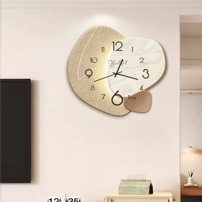 LuxeTick - Moderne Decoratieve Wandklok voor Elegante Ruimtes met 3 Organische Ronde Vormen