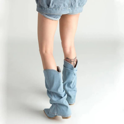 Holliston - Moderne Lichtblauwe Denim Overslag Lose Fit Cowboy Laarzen voor Vrouwen
