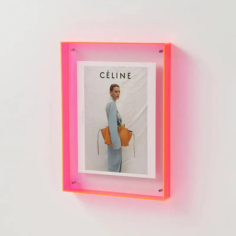 ColorFrame - Decoratieve Fotolijst van Levendig Gekleurd Transparant Acryl voor Modern Stijlvol Interieur