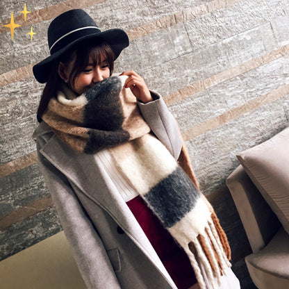 Lorena Cashmere Grote Sjaal met Plaid en Slierten voor Complete Warmte en een Finishing Touch Accessoire